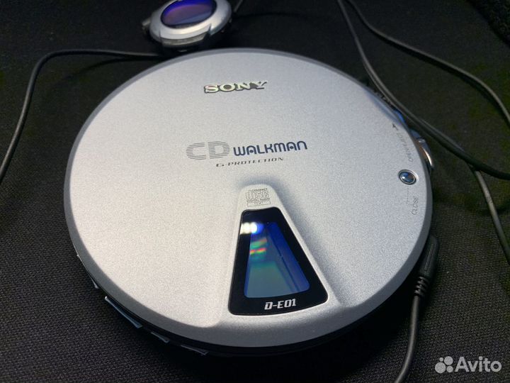 CD плеер Sony CD Walkman D-E01