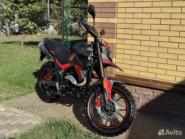 Мотоцикл Rockot hound offroad 250