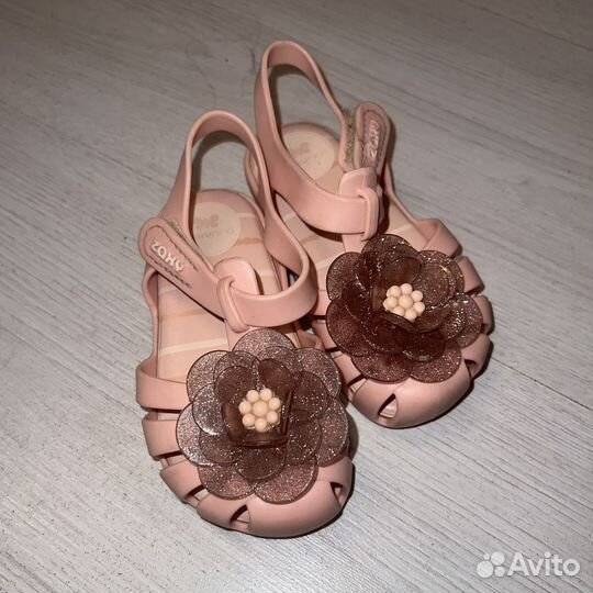 Босоножки для девочки