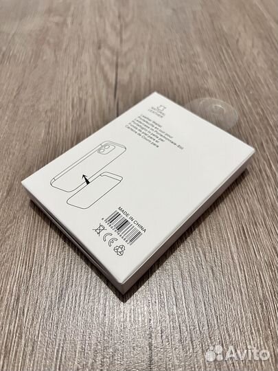 Leather Wallet with MagSafe. Кардхолдер для iPhone