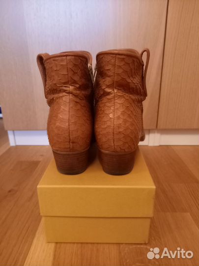 Ботинки женские кожаные размер 42, кожа змеи