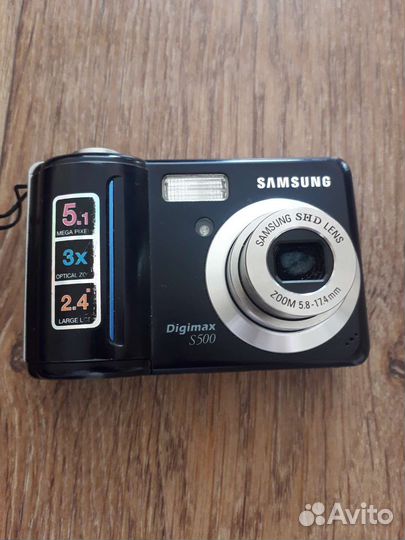 Компактный фотоаппарат