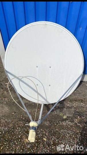 Продам метрового размера спутниковую тарелку