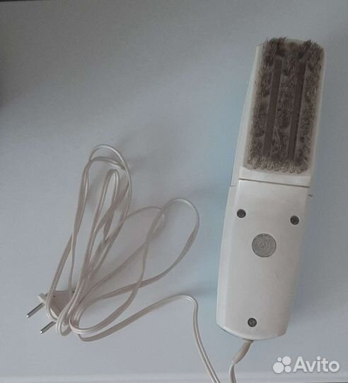 Электрощётка - пылесос 