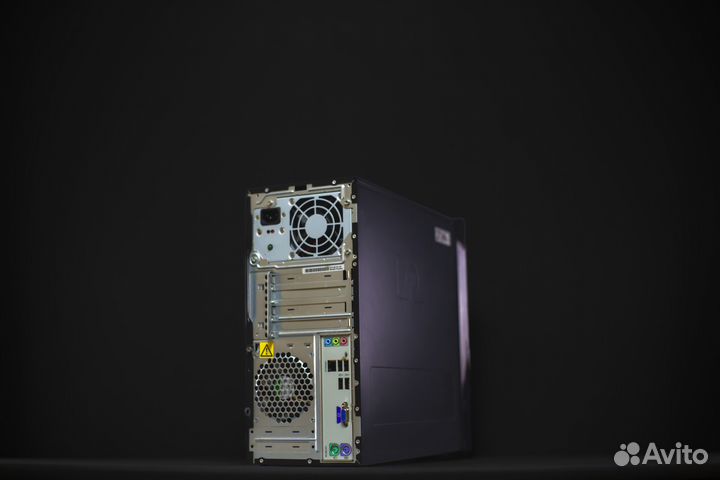 Офисный компьютер