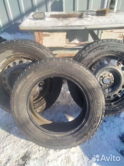 Goodyear Ice Navi Zea 195/65 R15 91Q