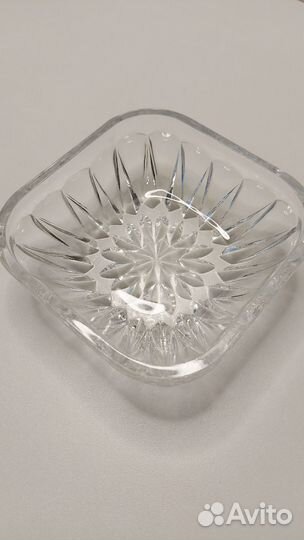 Хрустальная конфетница квадратная