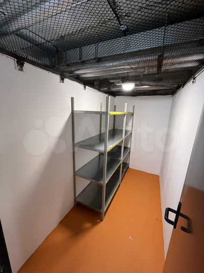 Машиноместо, 10 м²