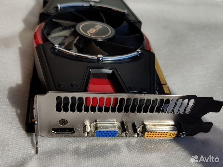 Видеокарта GTX550 Ti