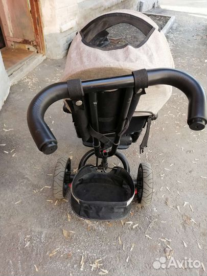 Трехколесный велосипед