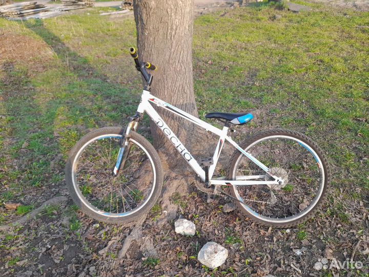 Велосипед десна метеор