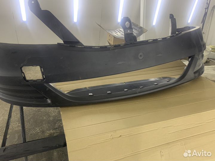 Бампер на renault logan