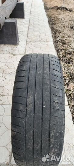 Bridgestone Turanza T005 215/60 R16