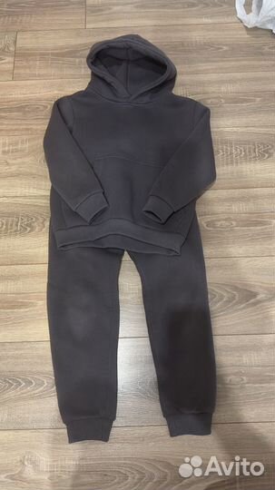 Теплый костюм для девочки