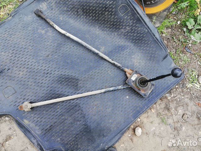 Кулиса рычаг переключения передач Мазда Демио 1