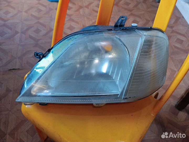 Фара Logan Логан левая
