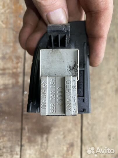 Кнопка стеклоподъемника audi A6C5