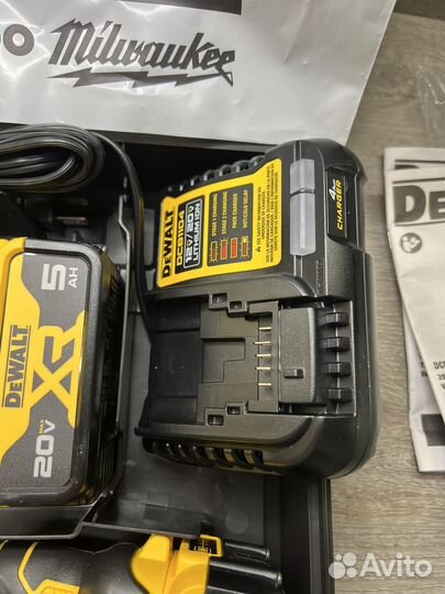 Набор инструмента Dewalt DCK299P2