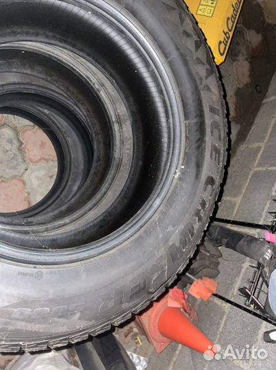 Bridgestone Ice Cruiser 5000 265/65 R17