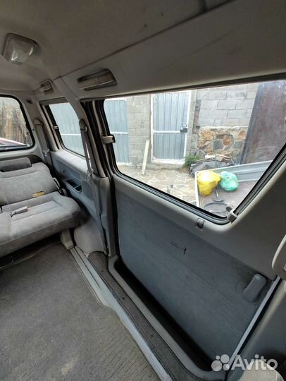 Mazda Bongo Friendee 2.5 AT, 2001, 236 396 км