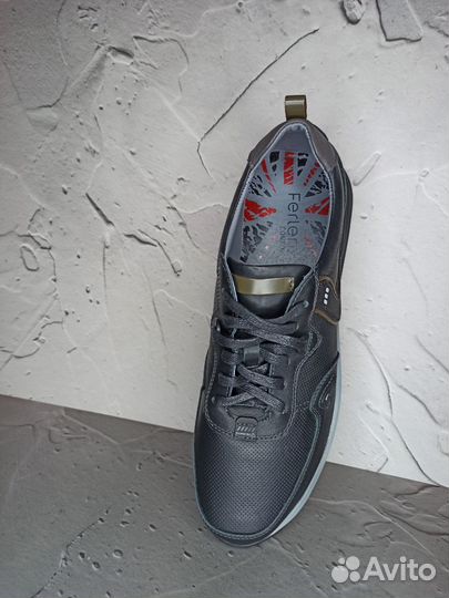 Ботинки 43 размер новые натуральная кожа Ferlenz