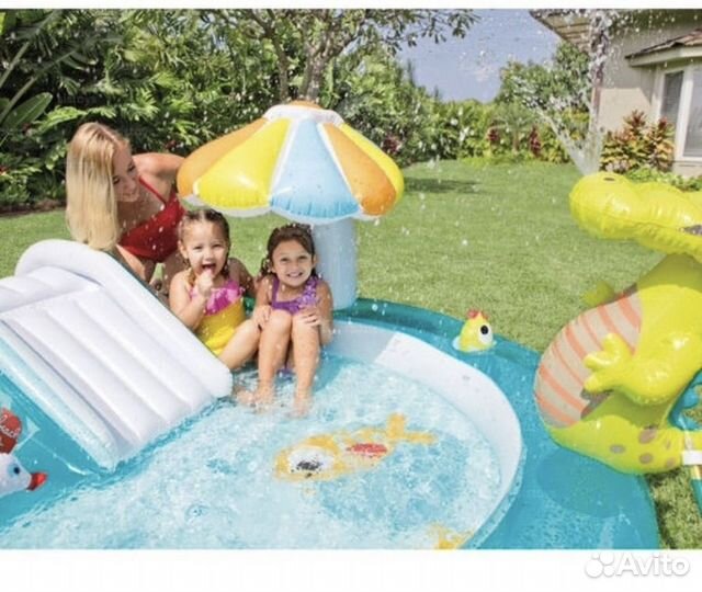 Надувной бассейн с горкой