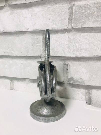 Подсвечник металлический