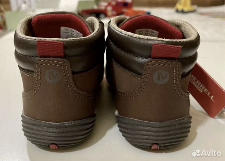 Новые босоногие ботинки Merrell