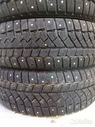 Viatti Brina Nordico V-522 185/70 R14 88T