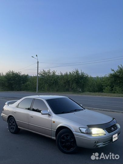 Toyota Camry 2.2 МТ, 1997, 296 000 км