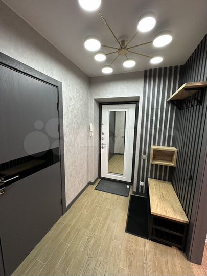 1-к. квартира, 35 м², 8/8 эт.