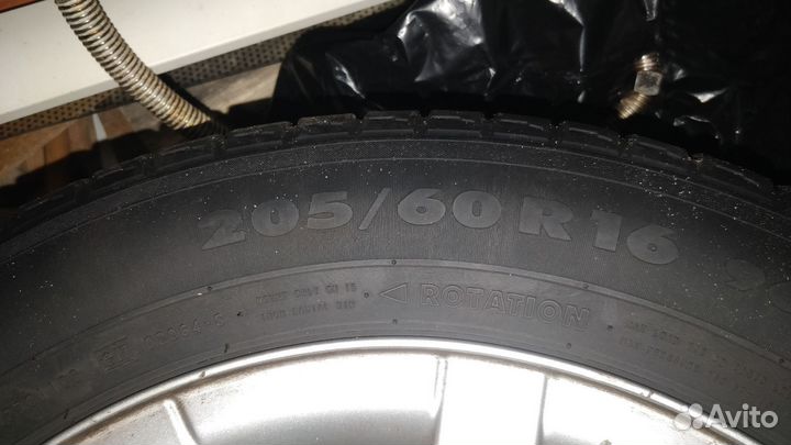 Nokian Tyres Hakkapeliitta R 205/60 R16