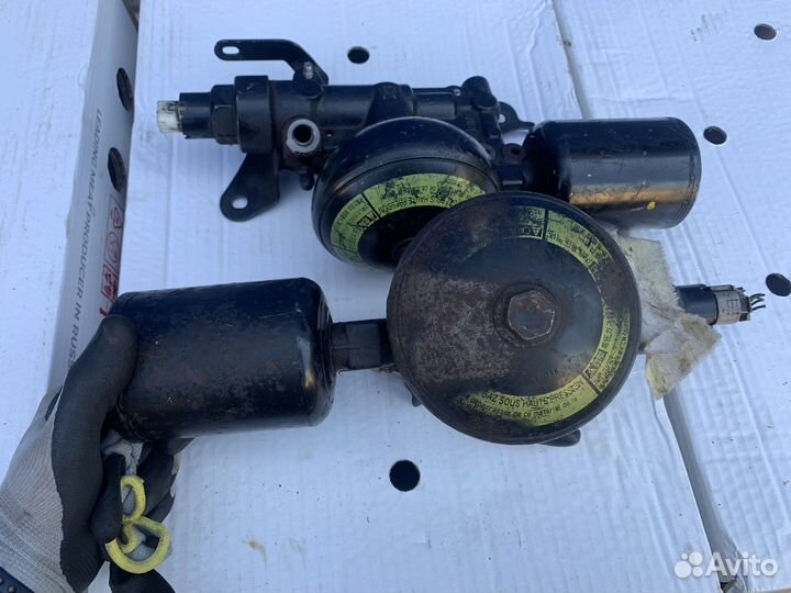 Гидроаккумулятор подвески Lexus LX570