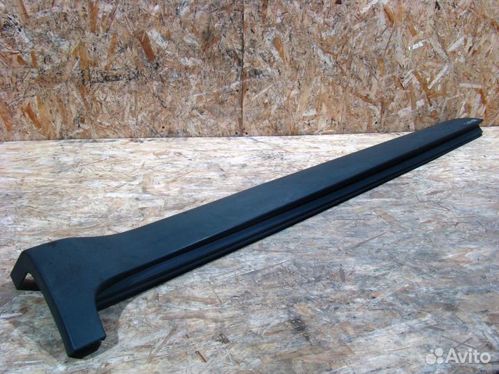 Ford Kuga 1 Накладка на порог наружная левая