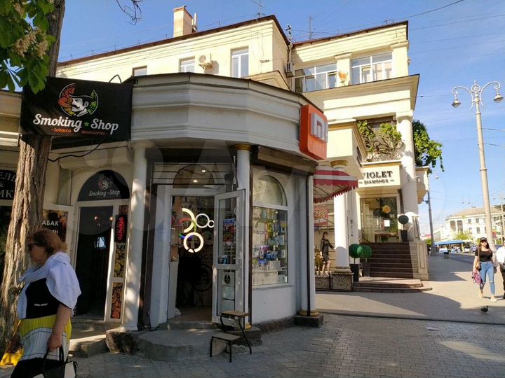 Супертрафик. под Табак или Магазин р-н Лазарева, 8