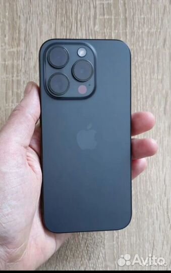 iPhone 15 Pro, 128 ГБ