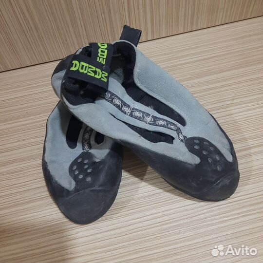 Скальные туфли Mamba