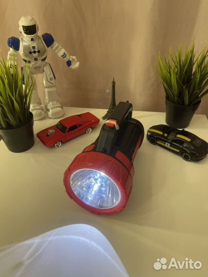 Фонарь светодиодный