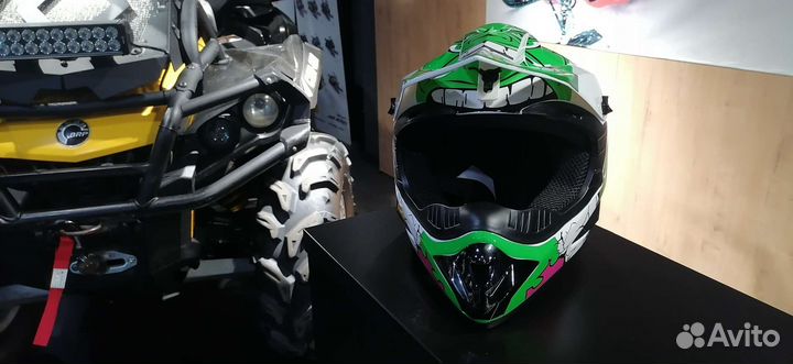 Шлем кроссовый motax глянцево-белый-зеленый (G8)