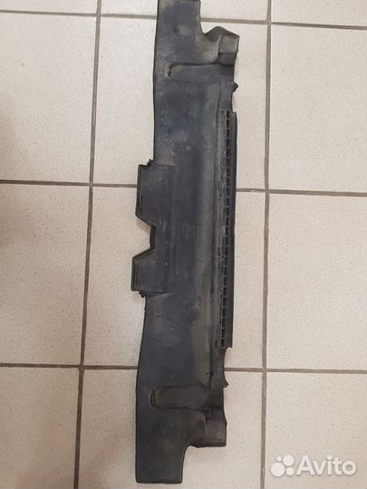 Кожух радиатора Cadillac CTS 2002-2008 1 25740358