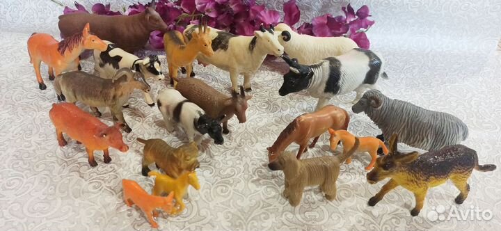 Игрушки фигурки животных пакетом