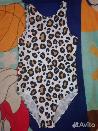 Купальник для девочки новый
