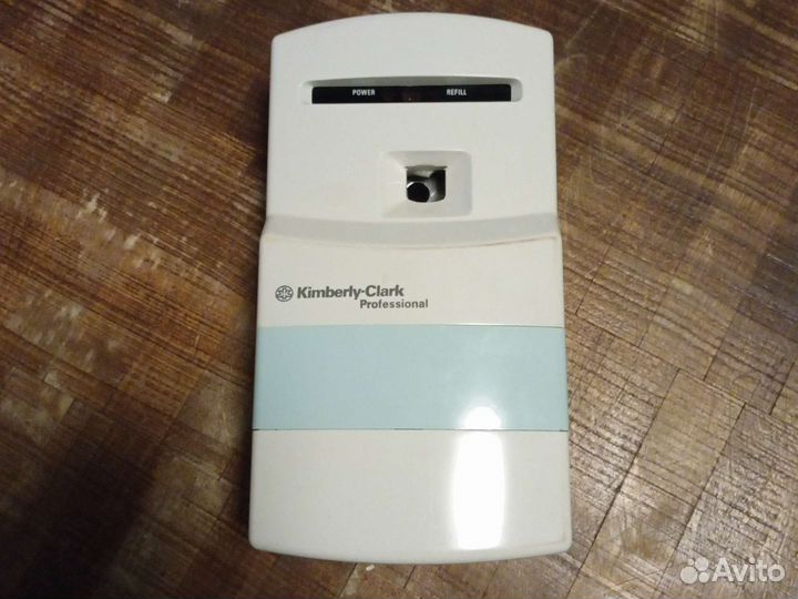 Диспенсер Kimberly Clark 6984 освежитель воздуха