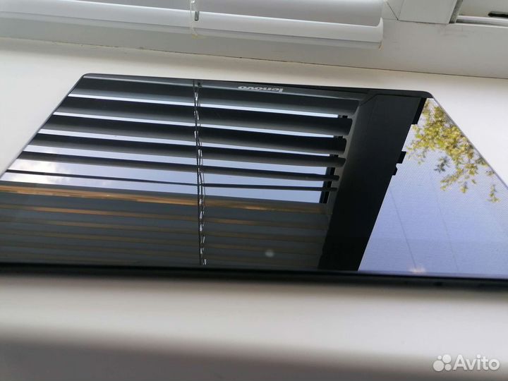 Планшет Lenovo