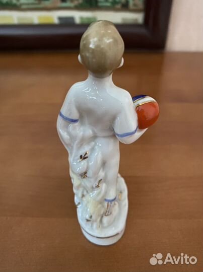 Статуэтка «Юный динамовец», фарфор, дфз, Вербилки