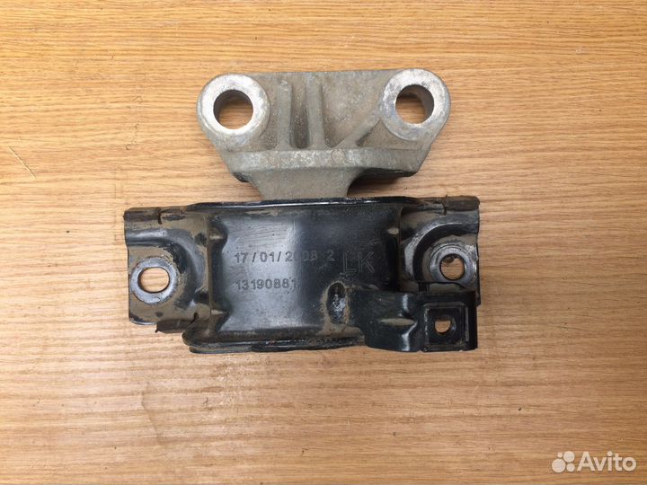 Опора двигателя opel corsa d