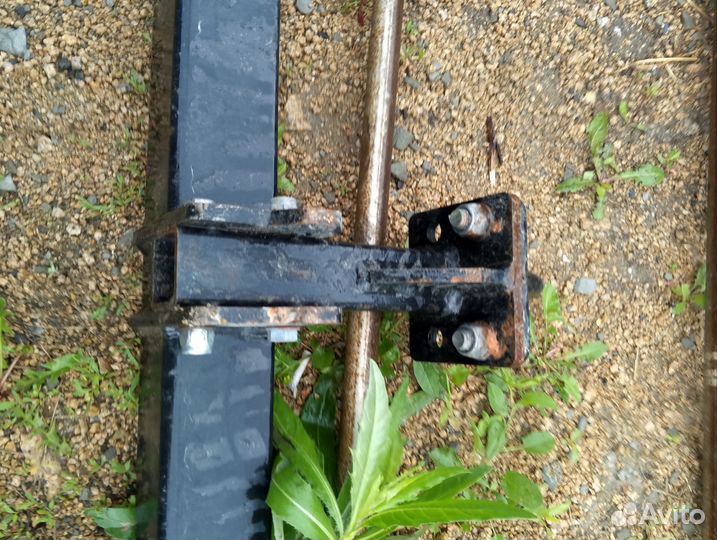 Фаркоп на мицубиси L200