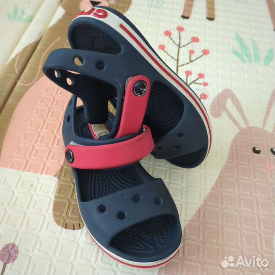 Сандалии crocs детские c 9