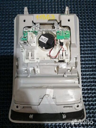 Плафон салонный Volkswagen Passat