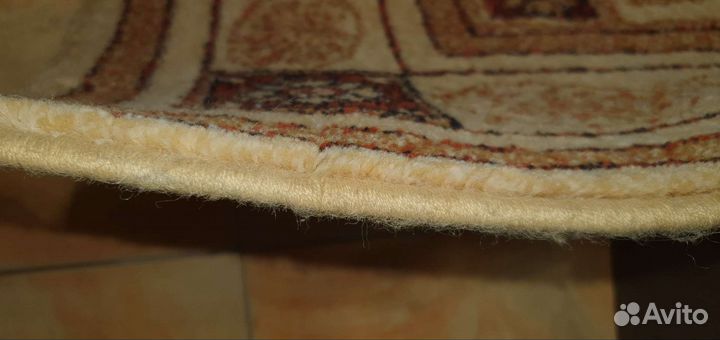 Ковер шерстяной